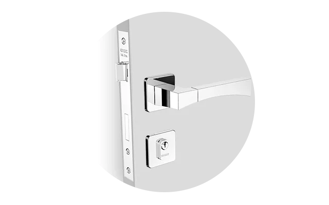 FECHADURA SENSE RETA EXT CROMADO ROS24 55X70 PY53 FECHADURA SENSE RETA EXT CROMADO ROS24 55X70 PY53