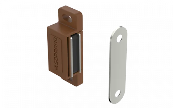 FECHO MAGNETICO C/BATENTE 2 FUROS MARROM - Soprano